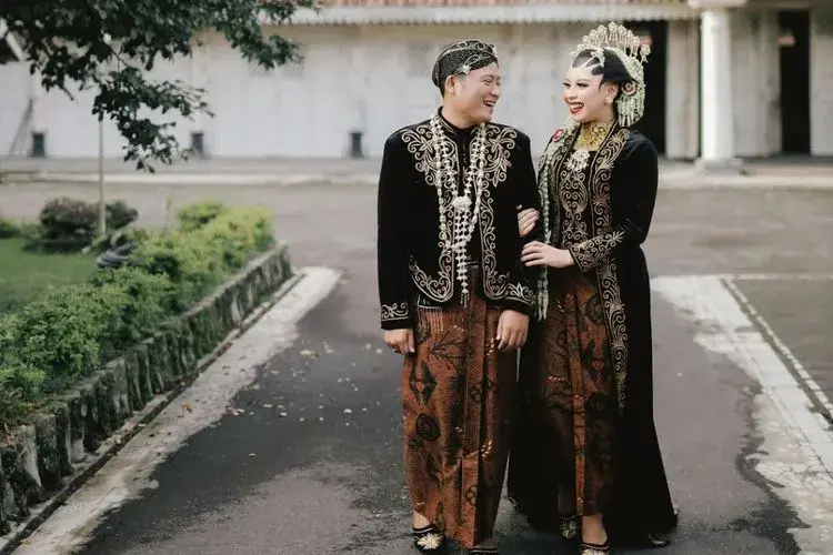 makna cek weton