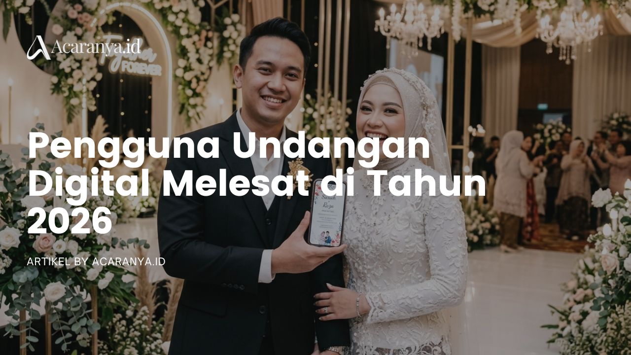 Pasangan pengantin membuka undangan digital pernikahan melalui ponsel saat musim nikah 2026